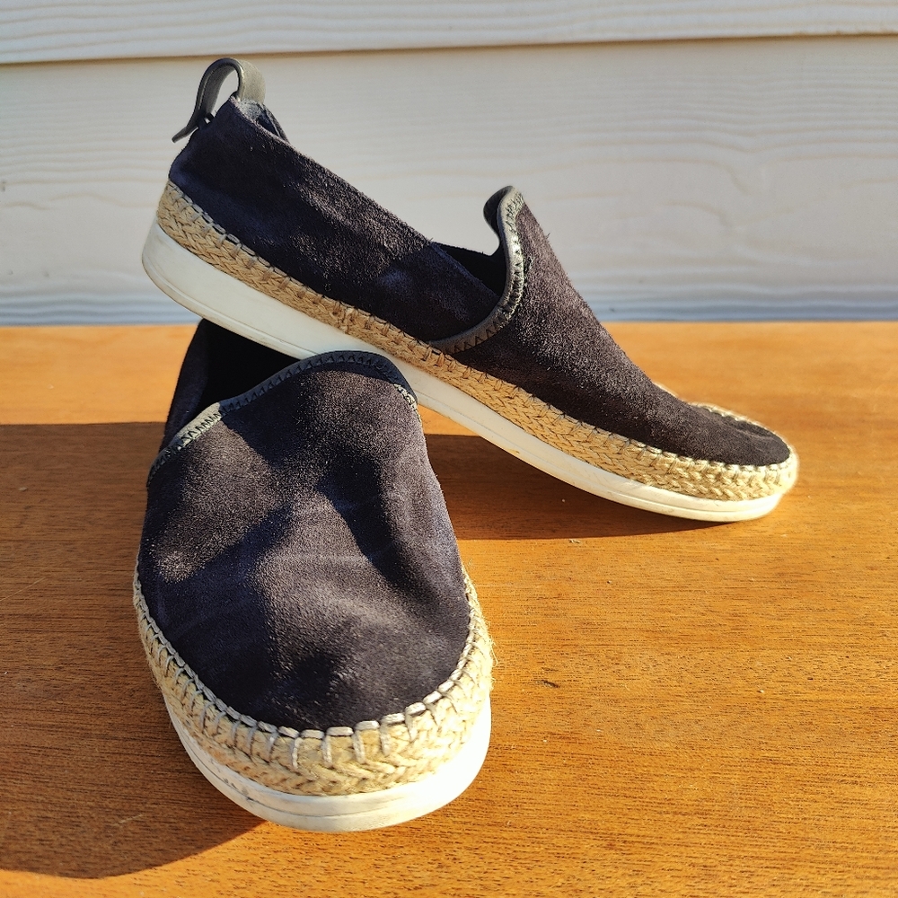 EUC Vince sz 8 Espadrille flats